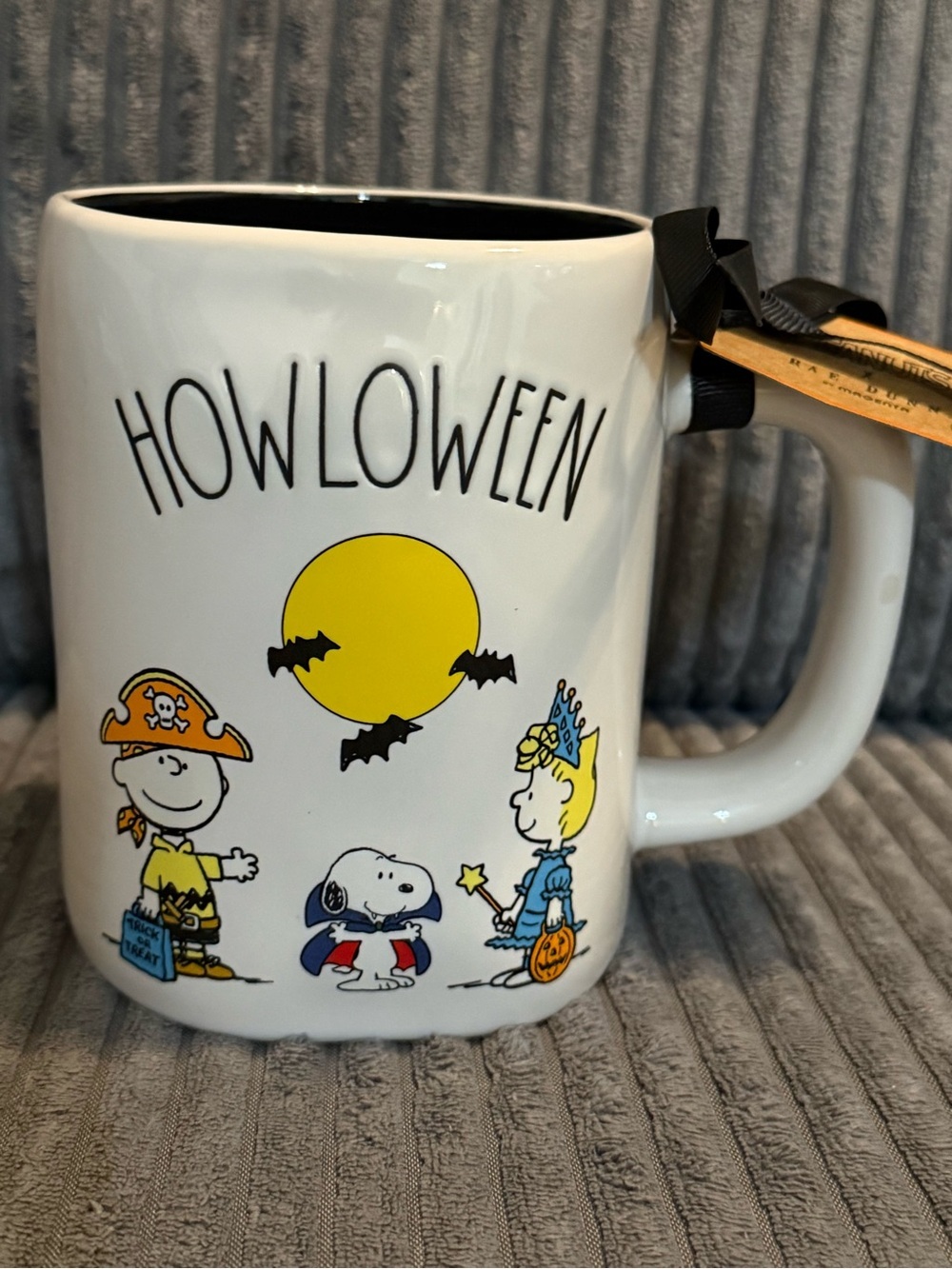 Rae Dunn x Peanuts White Ceramic Mug w/ Black Interior- HOWLOWEEN- NWT
